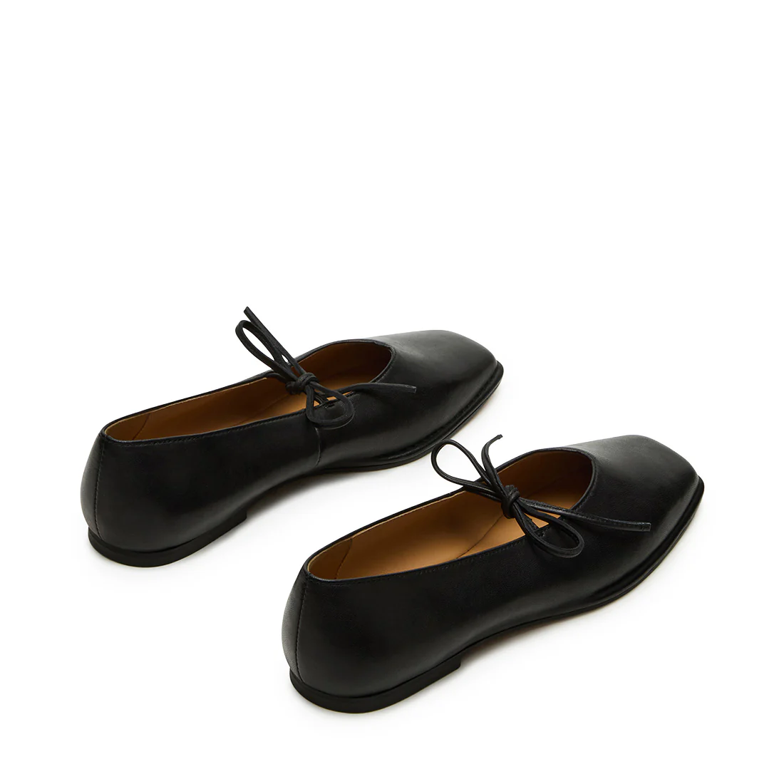 Lola Flat Shoe BLACK LEATHER - Image 4